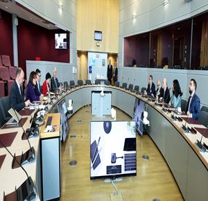 رئيس الوزراء محمد مصطفى أثناء لقائه عدداً من المسؤولين الأوروبيين والدوليين على  هامش اجتماعات المانحين والتحالف الدولي لتنفيذ حل الدولتين