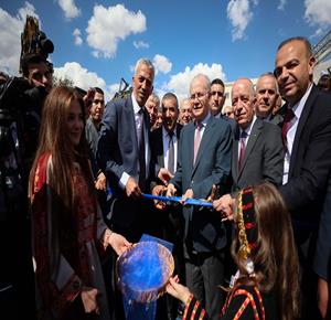 رئيس الوزراء محمد مصطفى خلال كلمته في افتتاح معرض فلسطين للصناعات الإنشائية