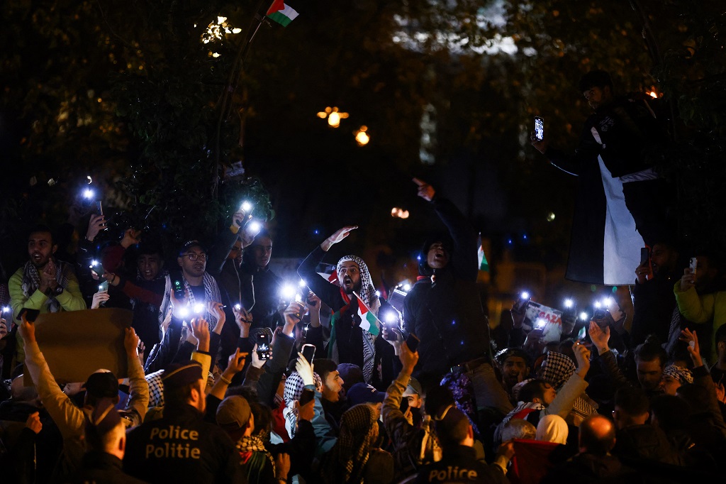 جانب من الوقفة في العاصمة البلجيكية بروكسل (تصوير: أ ف ب)