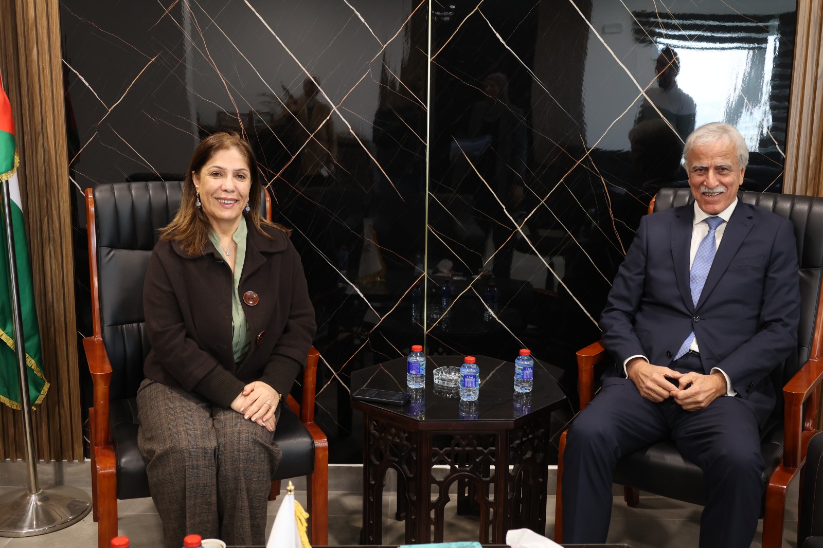 شؤون المرأة والمكتبة الوطنية تطلقان عملية الأرشفة الإلكترونية لتوثيق ...