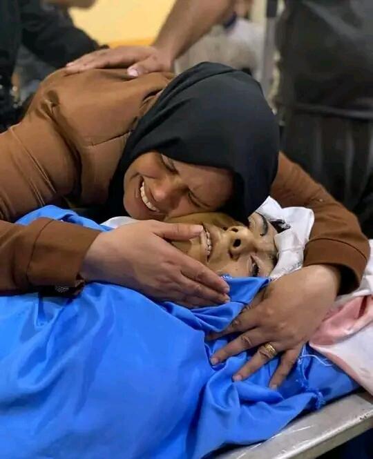 في وداع الشهيد خليل ابو حمادة