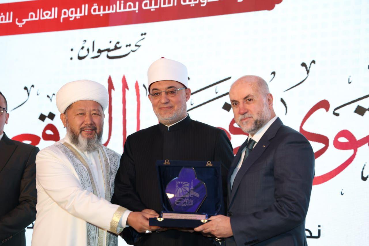 جانب من تكريم قاضي قضاة فلسطين