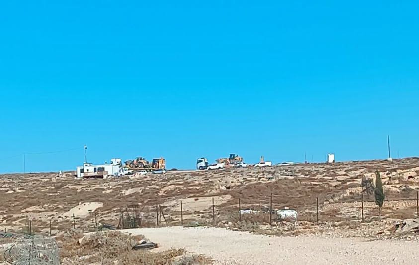 خلال عملية الهدم 
